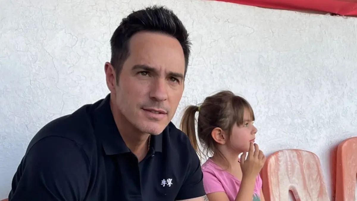 En una entrevista con el Heraldo de México, el actor mexicoamericano aceptó que quería ser jugador profesional, pero optó por perseguir el mundo de la farándula. <br>