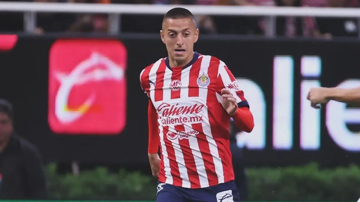 Cruz Azul buscar&iacute;a el fichaje de Piojo Alvarado