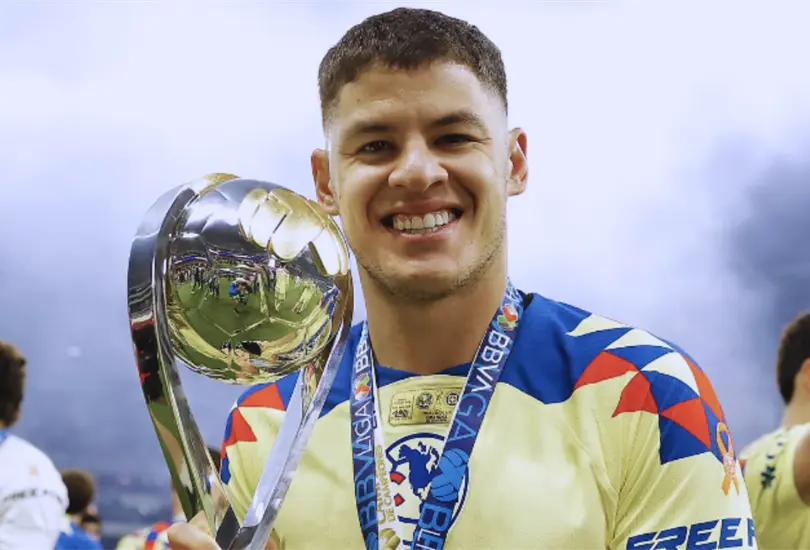 Richard S&aacute;nchez rompi&oacute; el silencio sobre el resultado en el Cl&aacute;sico Capitalino y a pesar de salir expulsado en los &uacute;ltimos instantes del encuentro dej&oacute; un mensaje para la afici&oacute;n universitaria.