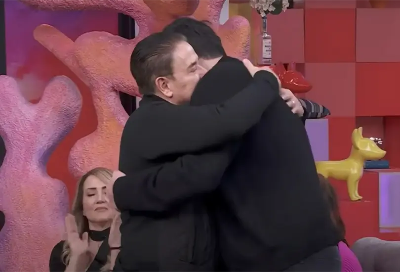 Mario Bezares le mand&oacute; un emotivo mensaje a Paul Stanley