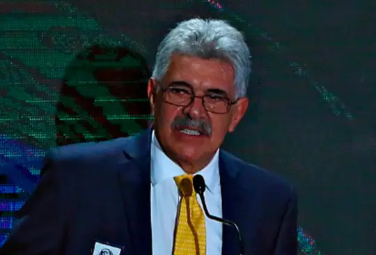 Tuca Ferretti reveló que le tendieron la cama en reconocido equipo