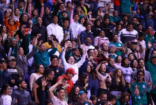 La Selección Mexicana dio un doloroso espectáculo ante el Valencia, a tal grado que la afición que intento apoyar terminó cantándole olés a los locales.