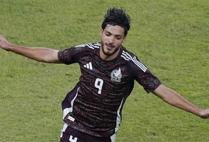 Raúl Jiménez está regresando a su mejor nivel. Raúl Jiménez está regresando a su mejor nivel.