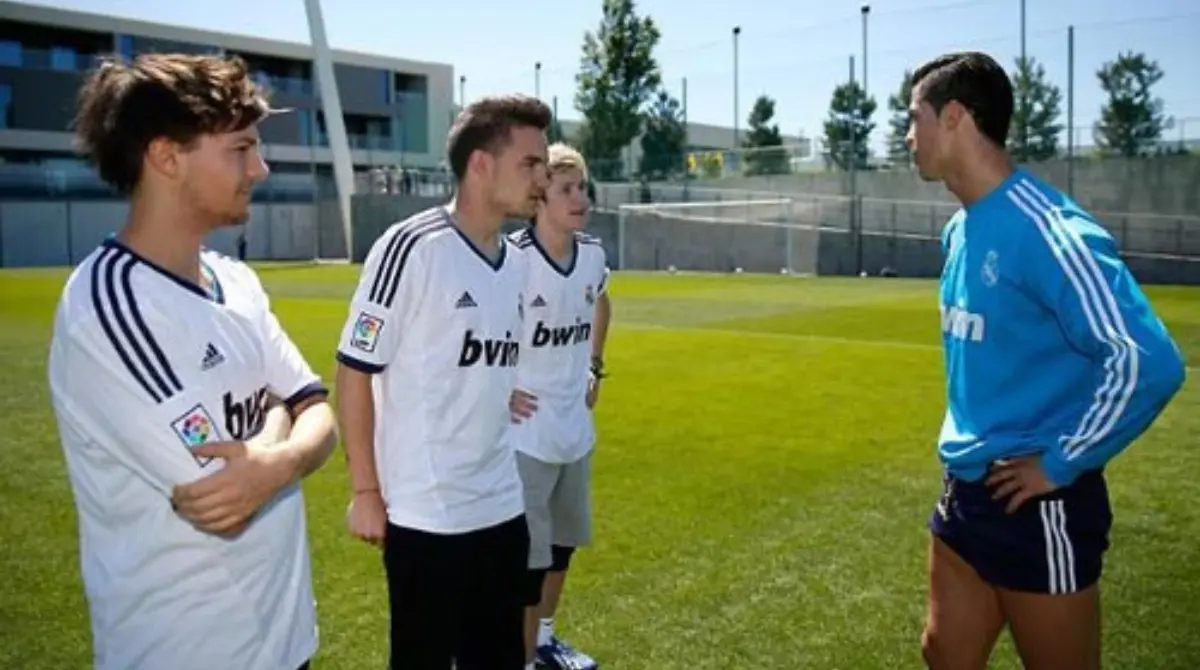 Aquella ocasión en Valdebebas estuvo acompañado de <strong>Niall Horan y Louis Tomlinson.</strong>