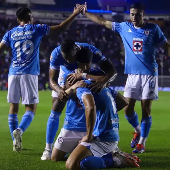 Jugador de Cruz Azul es el más caro de la Liga MX