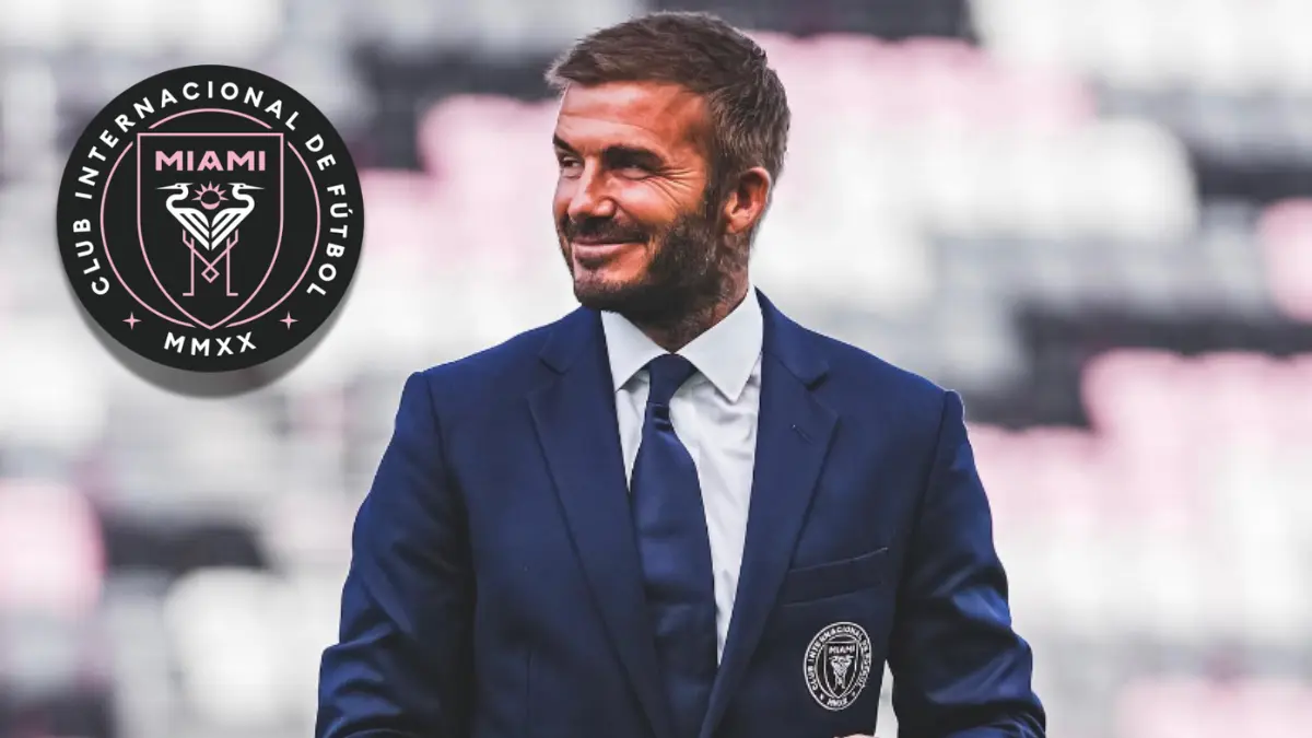 David Beckham. El exfutbolista británico es dueño principal del Inter de Miami en la MLS, el club debutó durante la temporada en 2020 y se ha convertido en los favoritos de la afición estadounidense por la cantidad de figuras que se han fichado en los últimos años, destacando por ser el actual equipo donde juega Leo Messi.