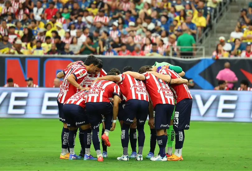 Chivas le mand&oacute; un fuerte mensaje a Fernando Gago por su salida. 