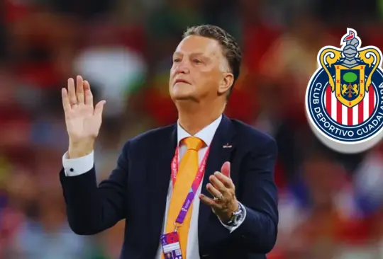 Los rumores comienzan para conocer al nuevo estratega que estará al frente de las Chivas y uno de los que ganan terreno es el neerlandés Louis Van Gaal.