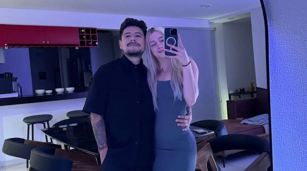 Su relación con Paquideus era un secreto a voces debido a que en varias ocasiones previas se habían dejado ver juntos.