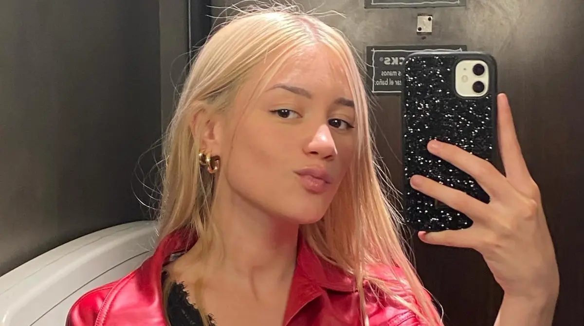 Hanna Marnere ha incrementado su popularidad luego de anunciar su relación con Paquito.