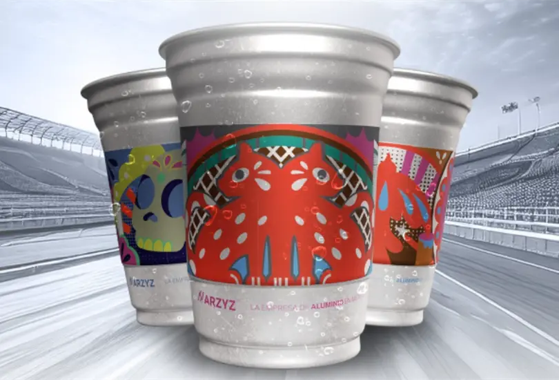 La empresa ARZYZ estrenará unos vasos de aluminio que prometen volver sostenible el consumo de bebidas durante el GP de México. La empresa ARZYZ estrenará unos vasos de aluminio que prometen volver sostenible el consumo de bebidas durante el GP de México.
