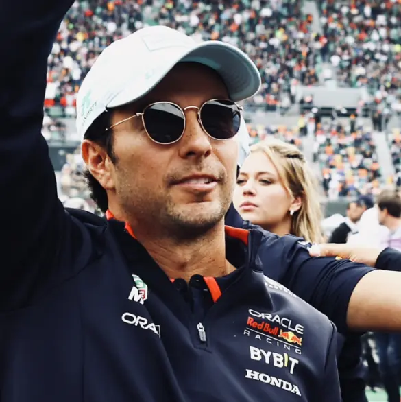 Checo Pérez habría discutido con Lawson antes del GP de México (VIDEO)