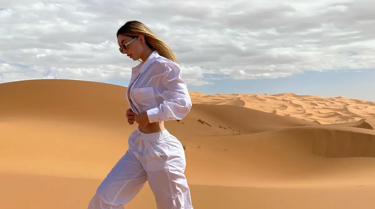 A pesar de su popularidad, Diana Esparragoza no tiene algún tipo de foto que la relacione con su abuelo o con alguno de los cárteles más reconocidos de México.