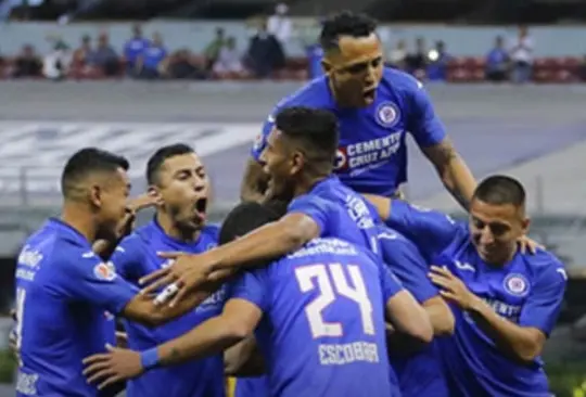 Cruz Azul nuevamente tiene polémica con sus directivos.