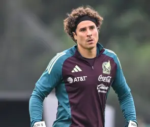 Ochoa nuevamente va a Selección y provoca salida de un portero