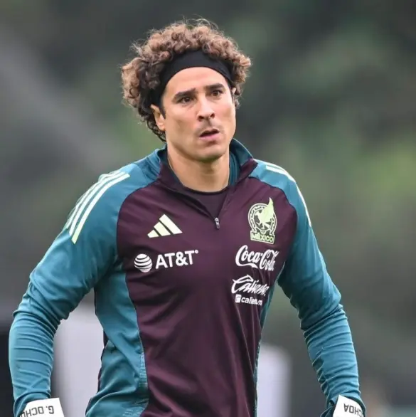¿Memo Ochoa debe retirarse?