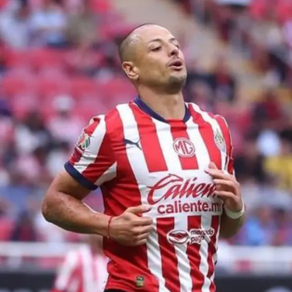 Chivas castigaría al Chicharito por tantas lesiones