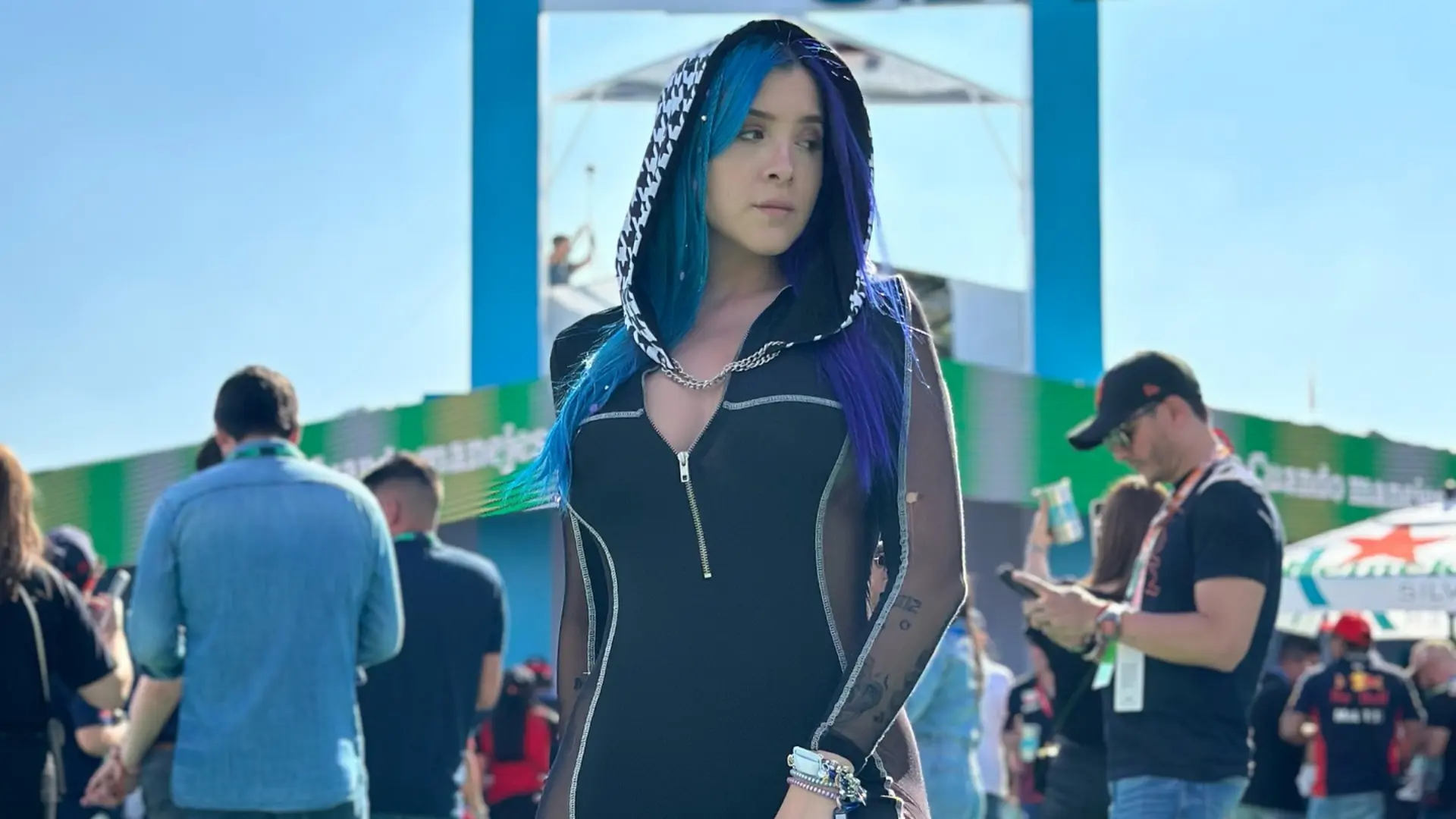 Este es el caso de Shei, una reconocida DJ que siente una fuerte pasión por Cruz Azul.