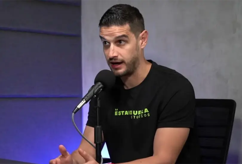 El youtuber solt&oacute; fuerte informaci&oacute;n sobre el reality show de la televisora.