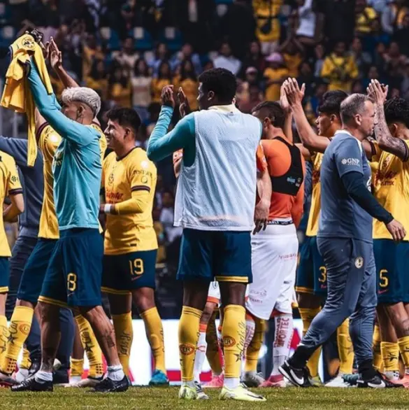 Exhiben vestidor roto en el América, ¿quiénes son los culpables?