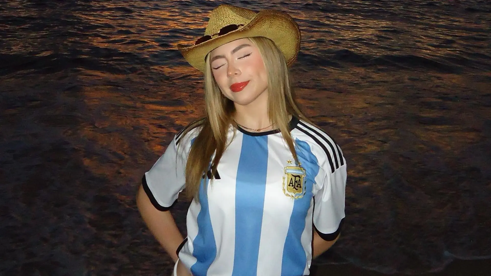 Ha presumido piezas como la de la selección francesa de 1998 hasta más recientes como la de la Selección Mexicana estrenada hace poco.