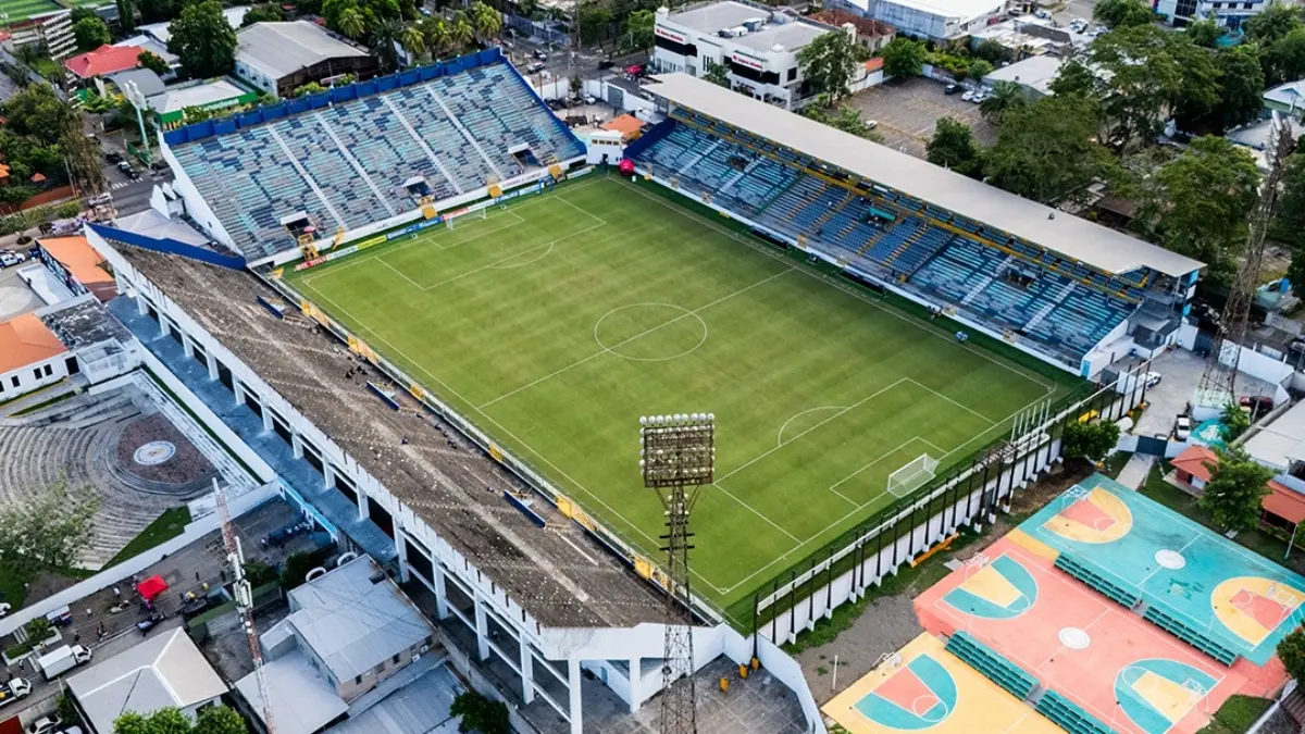 Se trata de un estadio de tradición dentro del país centroamericano, mismo que fue elegido por el historial favorable sobre el 'Tricolor'.