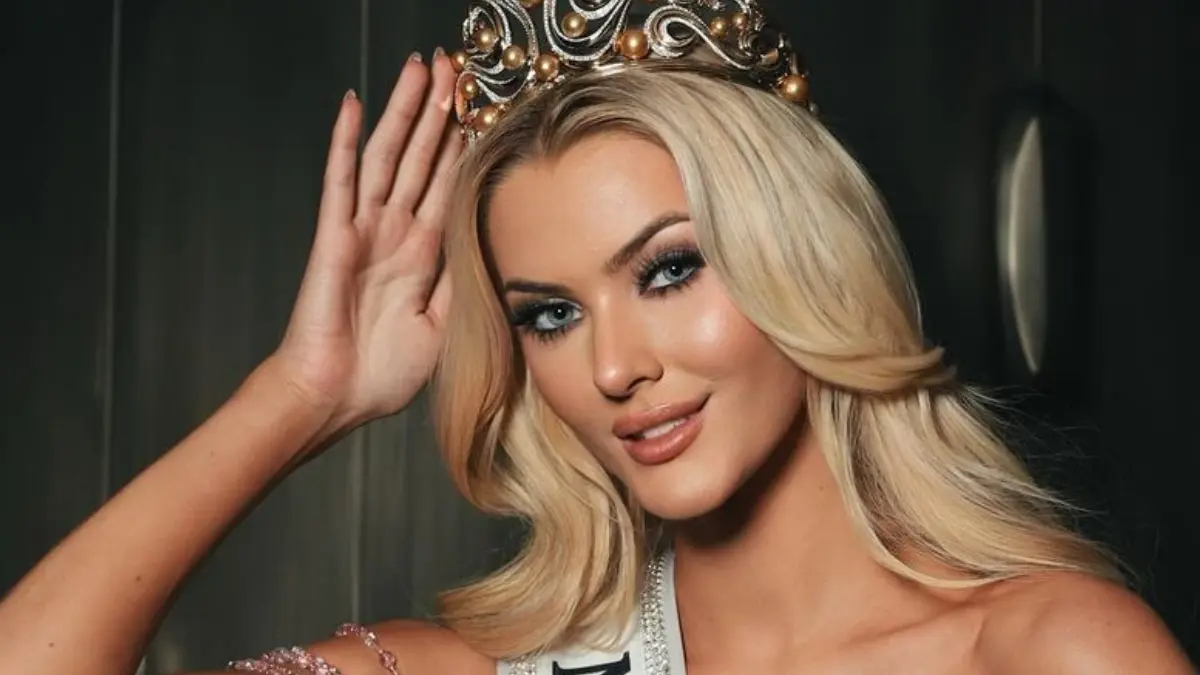 Victoria Kjaer Theilvig es una joven danesa de 21 años nacida el 13 de noviembre de 2003 en la región de Herlev.