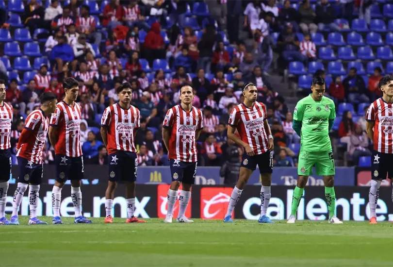 A&uacute;n con los malos resultados, Chivas podr&iacute;a vender a uno de sus futbolistas