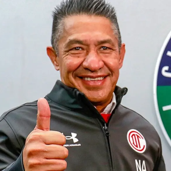 Nacho Ambriz es candidato para dirigir una selección nacional