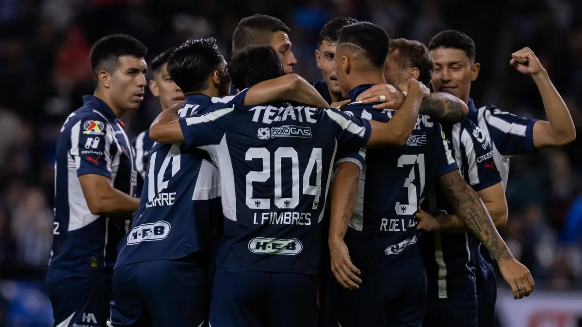  Rayados podría llegar a perder sobre la mesa. 