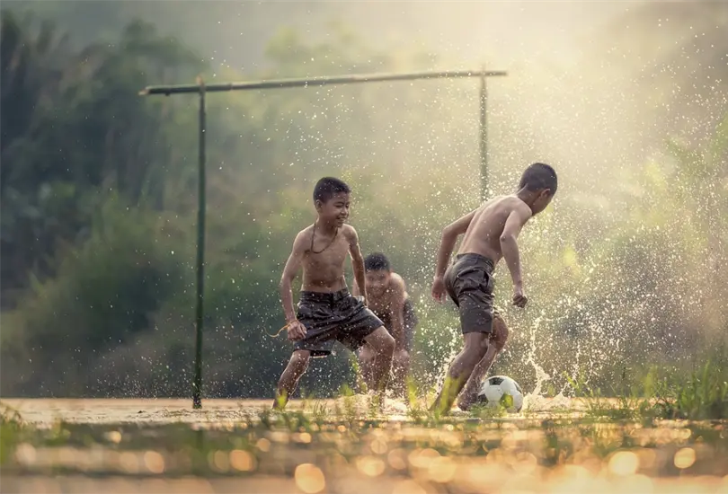 El fútbol es el deporte preferidos por niños y jóvenes del continente El fútbol es el deporte preferidos por niños y jóvenes del continente