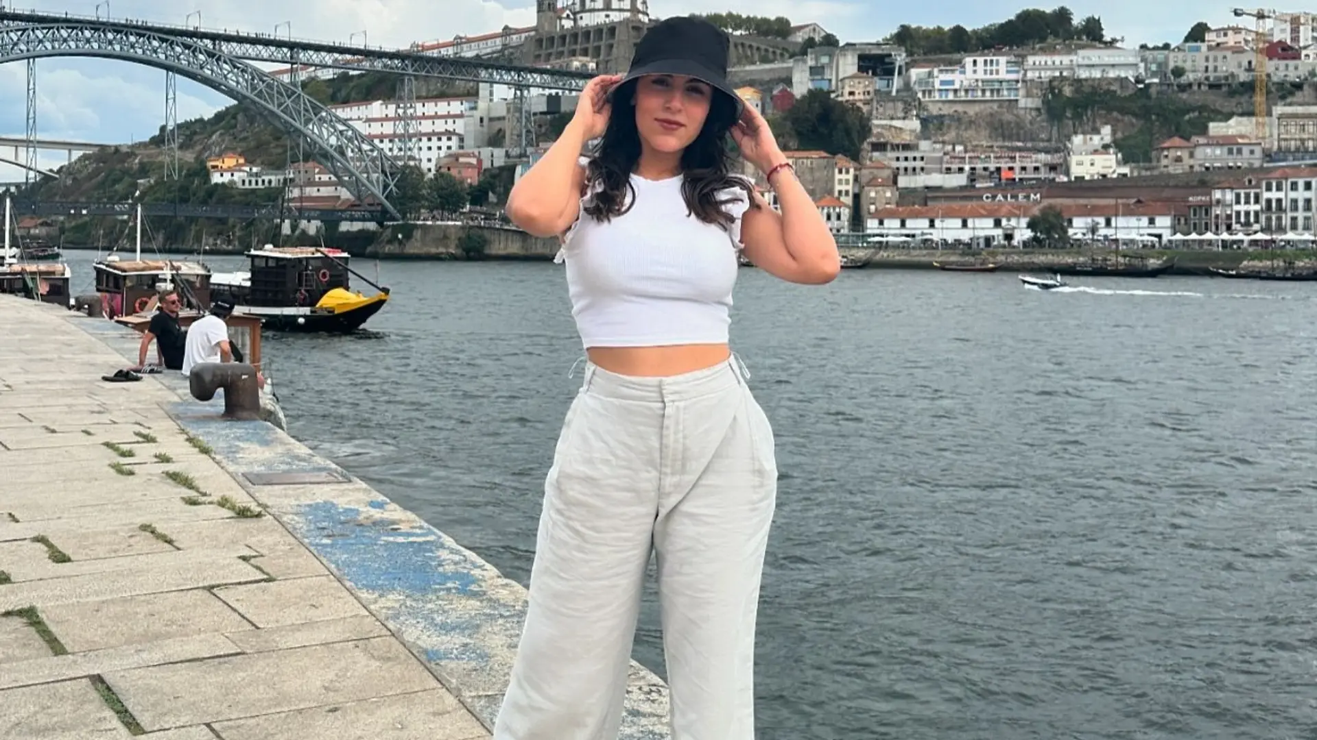 Junto a Jorge tienen dos hijos, mismos que nacieron en 2020 y 2022 respectivamente. 