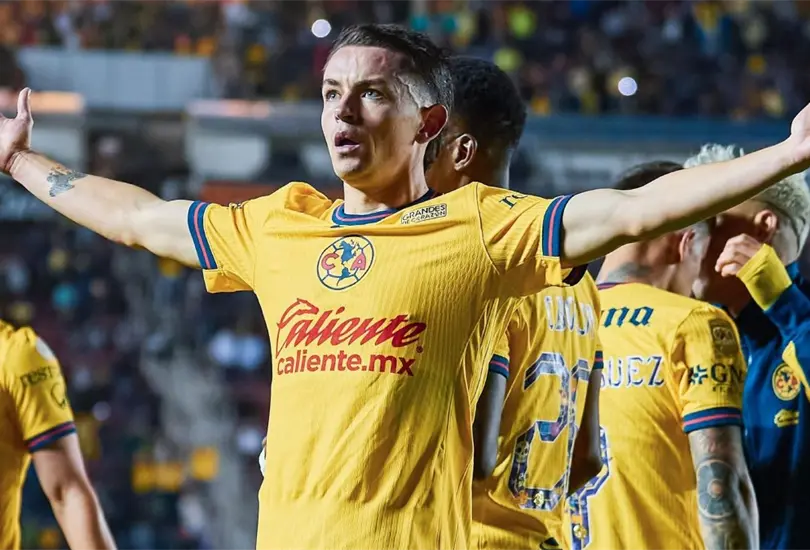 El mensaje de &Aacute;lvaro Fidalgo fue retomado por un periodista de Chivas que no dud&oacute; en criticar las palabras del futbolista
