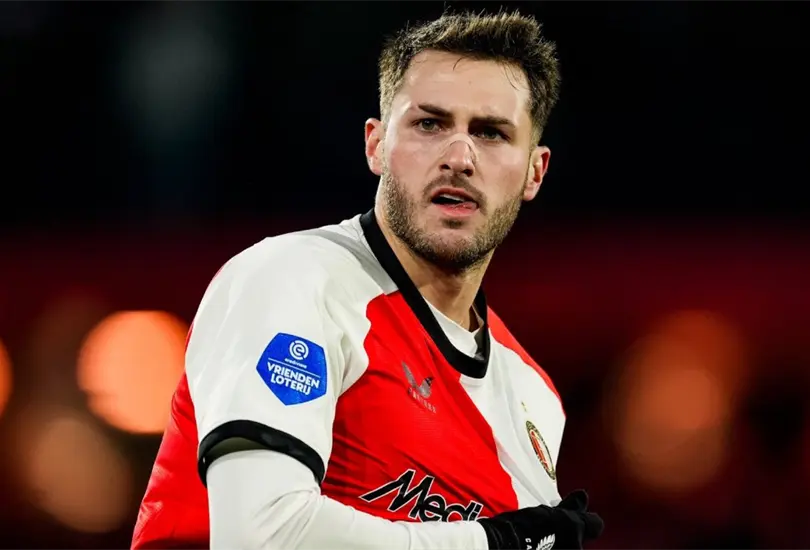 El delantero mexicano ha vuelto a mostrar su talento con el equipo de Rotterdam El delantero mexicano ha vuelto a mostrar su talento con el equipo de Rotterdam
