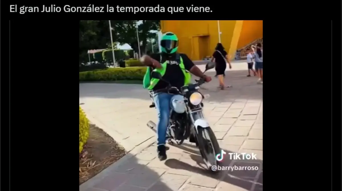 Julio González también fue víctima de los mismos tras regalar el último gol a Monterrey.