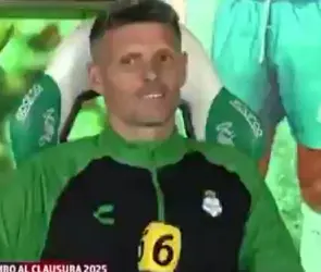 Tano Ortiz anticipa la llegada de un futbolista de América a Santos