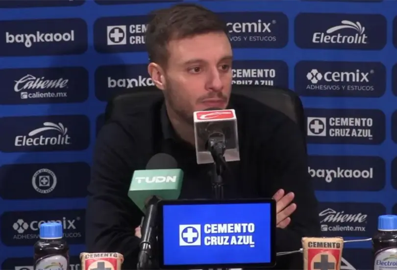 El estratega no respondió preguntas en conferencia de prensa. El estratega no respondió preguntas en conferencia de prensa.