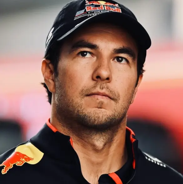 La millonada que Red Bull le pagaría a Checo Pérez en caso de echarlo