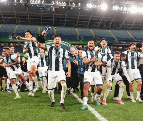 Política mexicana es exhibida por irse a Qatar para apoyar al Pachuca