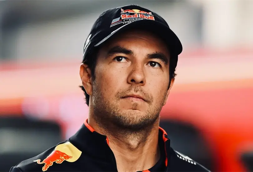 Checo Pérez se encuentra en la cuerda floja para la siguiente temporada Checo Pérez se encuentra en la cuerda floja para la siguiente temporada
