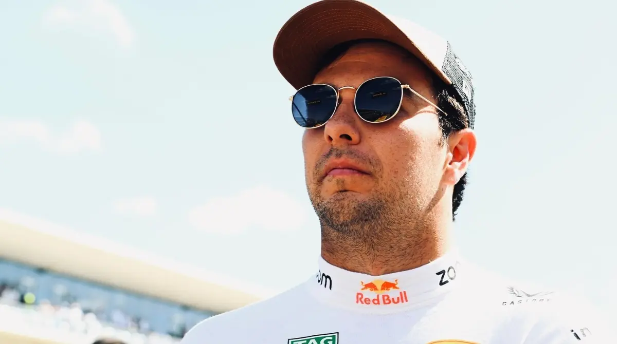  Checo Pérez se quedo sin asiento para la temporada de 2025 