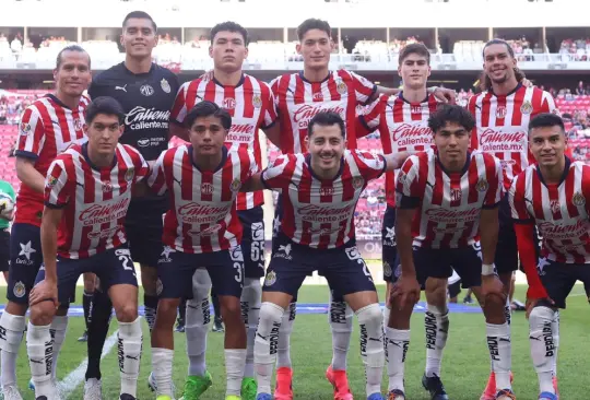 Un titular de Chivas levanta la mano para dar el salto a un grande de Europa