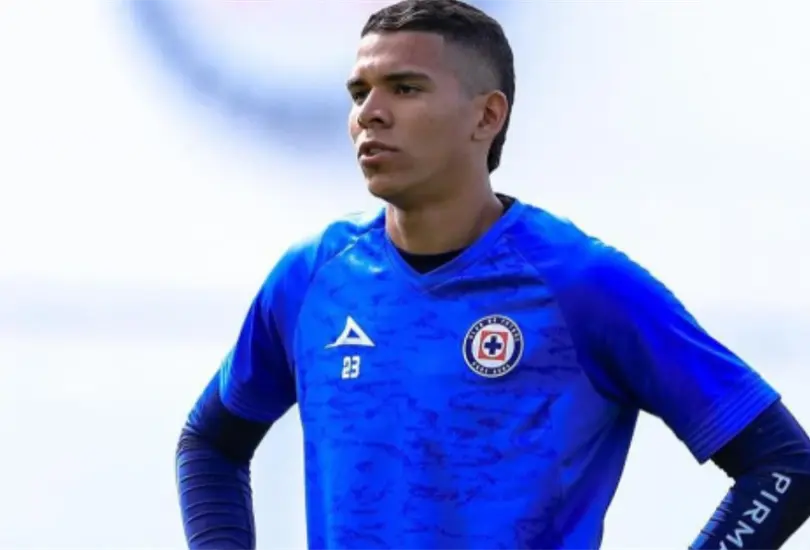 Kevin Mier suena muy fuerte para salir de Cruz Azul y dejar una buena millonada