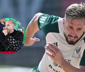 La reacción de Héctor Herrera al firmar un jersey del América (VIDEO)