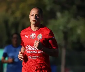 Chelís revienta a Chicharito Hernández por rehusarse a entrenar con Chivas, ¿qué pasó?