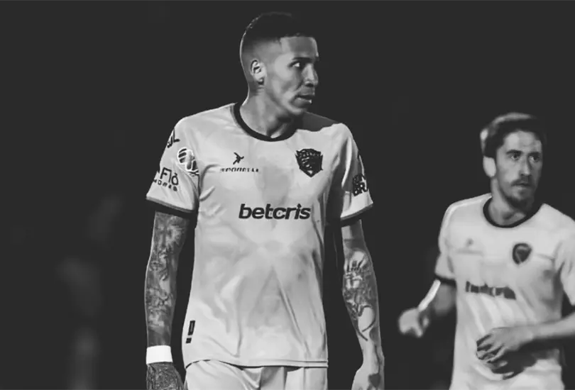 El futbolista tuvo un fuerte accidente automovil&iacute;stico que le termin&oacute; arrebatando la vida.