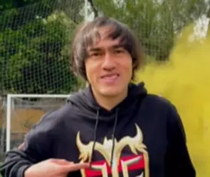 Faitelson presenta a Shaggy Martínez de forma épica como futbolista 12 del Peluche Caligari