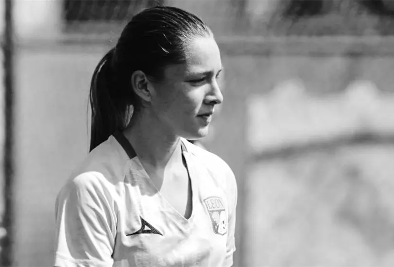 La jugadora falleci&oacute; en el lugar y las im&aacute;genes son reflejo del fuerte impacto que sufri&oacute; su autom&oacute;vil.