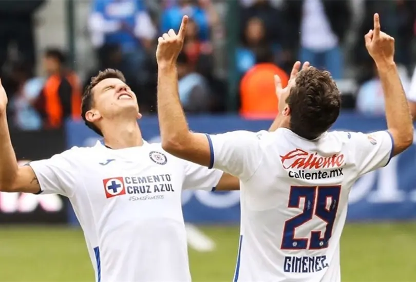 Lichnovsky afirmó que fue Santiago Giménez quien le dijo lo que decían algunos compañeros de él por ser cristiano Lichnovsky afirmó que fue Santiago Giménez quien le dijo lo que decían algunos compañeros de él por ser cristiano