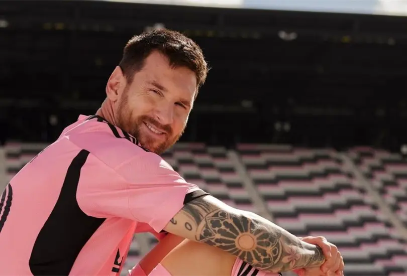 Los aficionados mexicanos han mostrado una gran sorpresa al descubrir que Lionel Messi escucha varias canciones de artistas mexicanos Los aficionados mexicanos han mostrado una gran sorpresa al descubrir que Lionel Messi escucha varias canciones de artistas mexicanos
